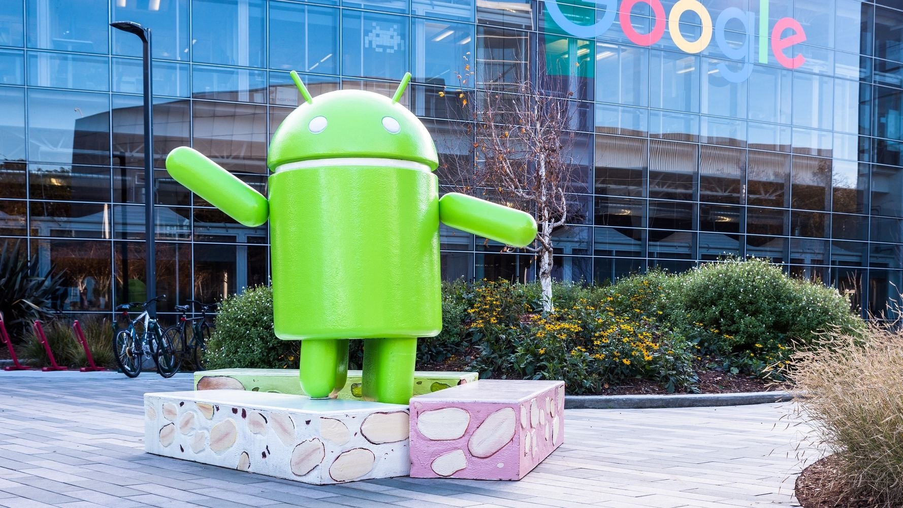 Android prepara compartilhamento de contatos por aproximação, como o NameDrop