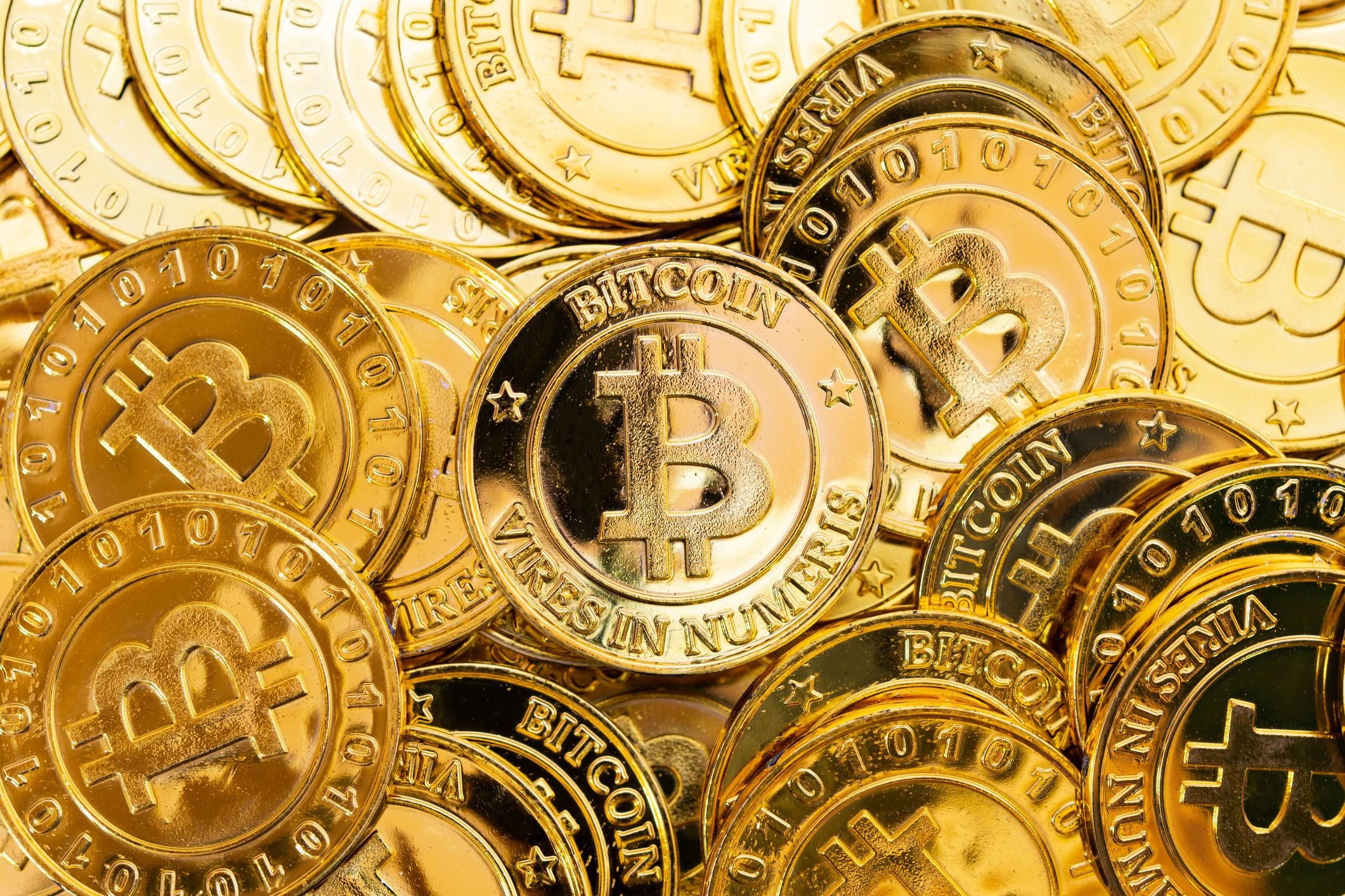 Apple é processada nos EUA após app falso de carteira cripto roubar US$ 1,8 milhão