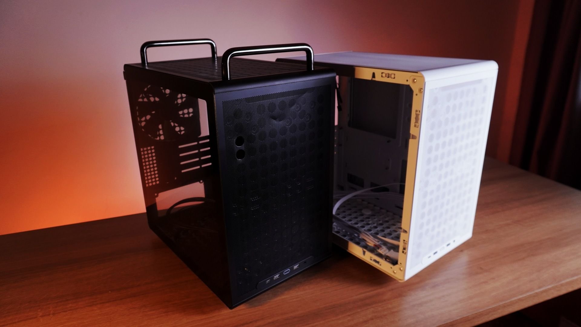 Cooler Master Qube 340 e 300L: gabinetes modulares estreiam na Computex 2026