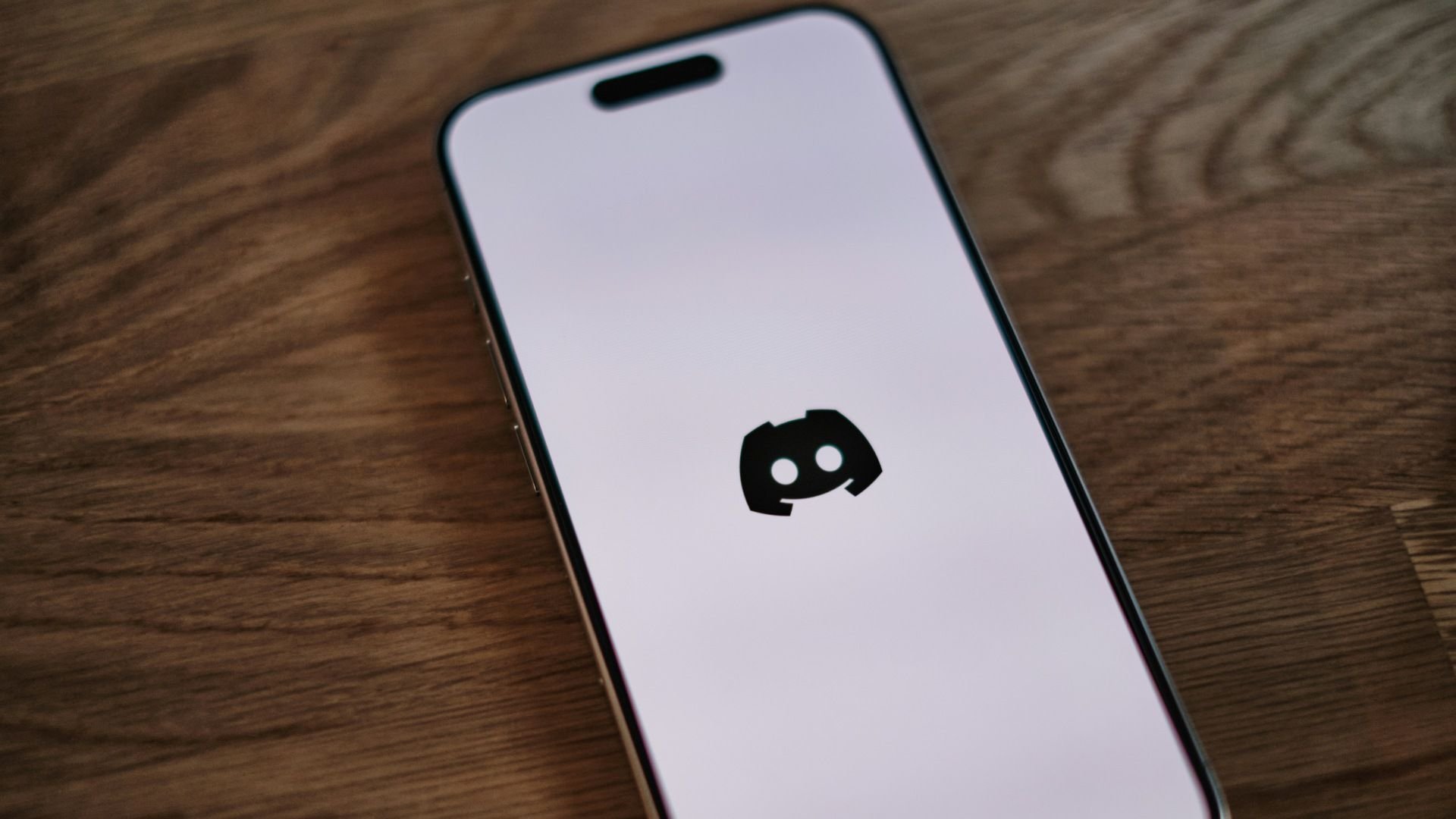 Discord tem 10 dias para entregar plano de proteção a usuários no Brasil