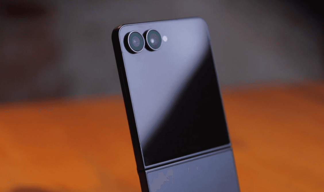 Galaxy Z Flip 8 é homologado pela Anatel e abre caminho para venda no Brasil