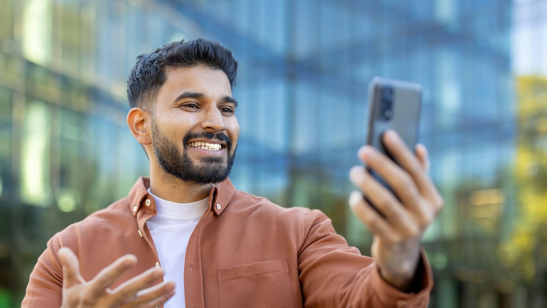 Google libera login por vídeo de selfie no Brasil; veja como ativar