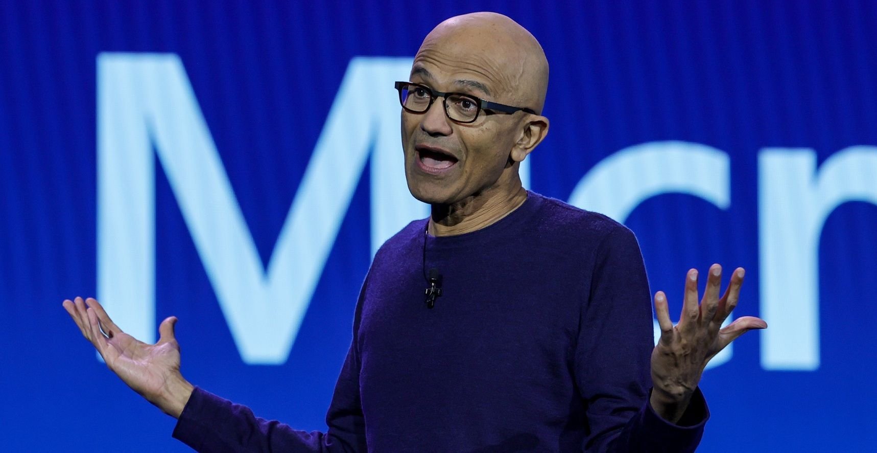 Microsoft alerta que terceirizar IA demais pode quebrar empresas, diz Nadella