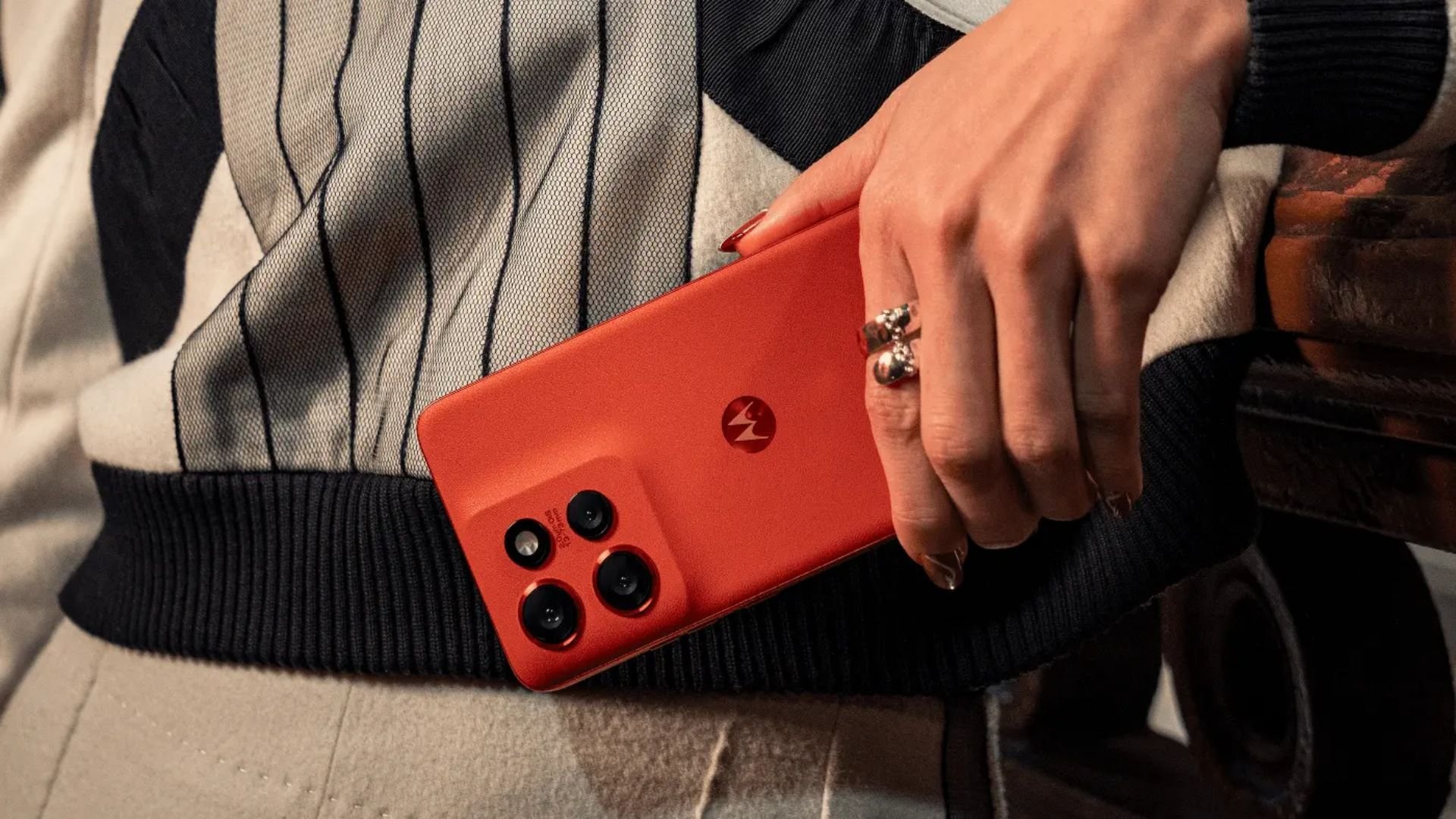 Motorola Edge 70 Neo é confirmado sem querer pela própria fabricante