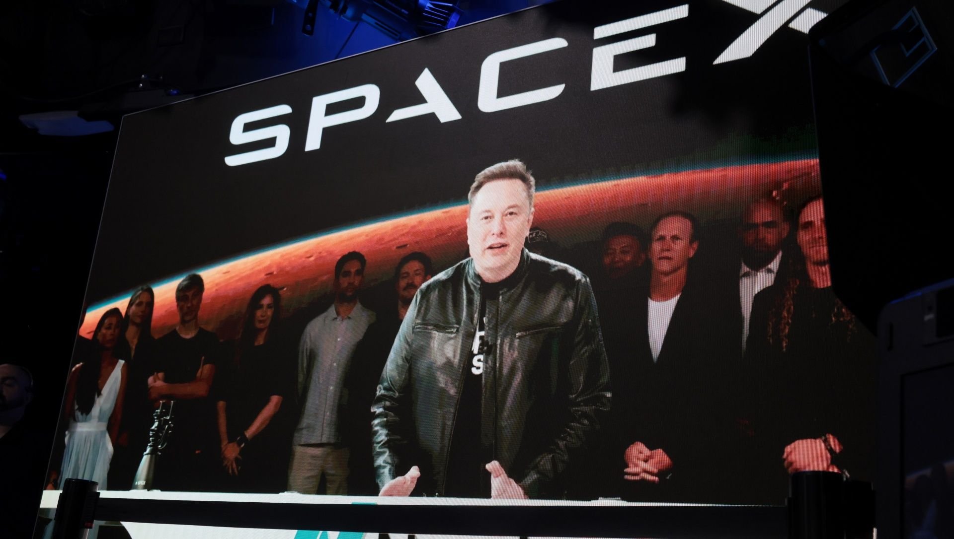 A empresa de Elon Musk virou alvo de quem aposta na queda