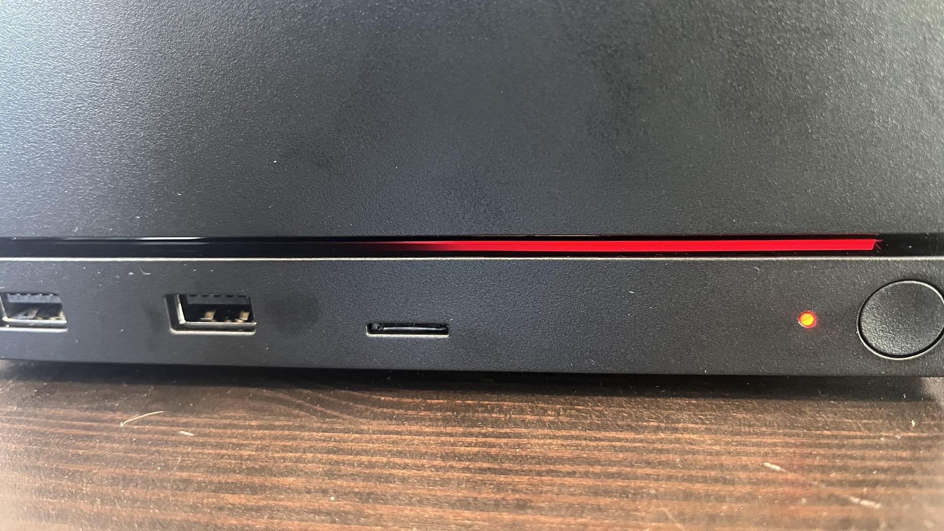 Steam Machine já enfrenta a 'linha vermelha da morte'; entenda a falha no console da Valve